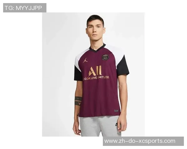 深圳足球球星专卖店独家发售限量版球衣 让球迷尽享心仪之选